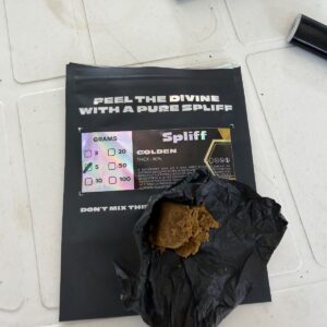 Opinião de cliente com fotografia – SPLIFF